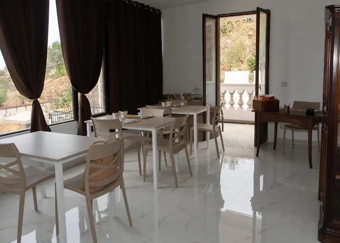 Affittacamere Incanto Golden Place 3*