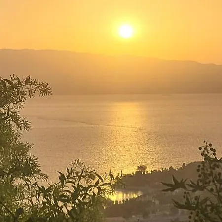 Incanto Golden Place Guest house