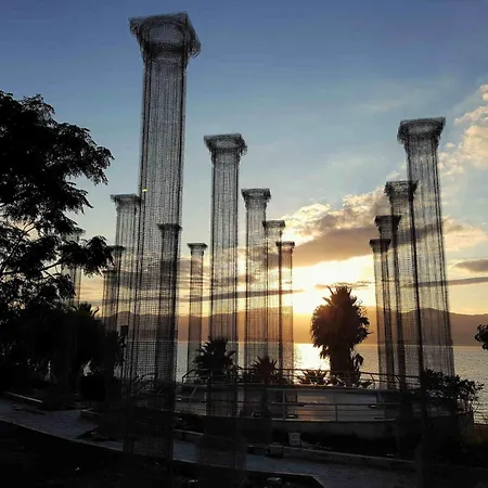 Incanto Golden Place Guest house 3*